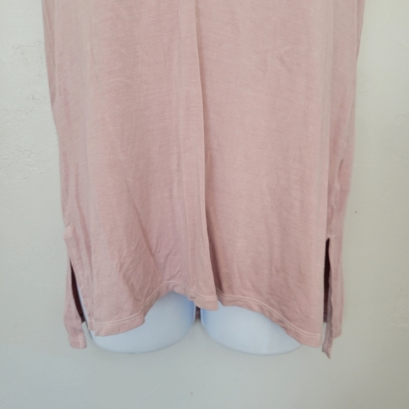 American Eagle Women's Small Soft & Sexy T Baby Pink Snap Button V-neck Cutout - Picture 4 of 8